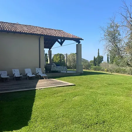 Villaimmersanellecollinetoscane