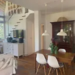 Villaimmersanellecollinetoscane Villa *