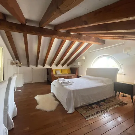 Villaimmersanellecollinetoscane Pescia Romana