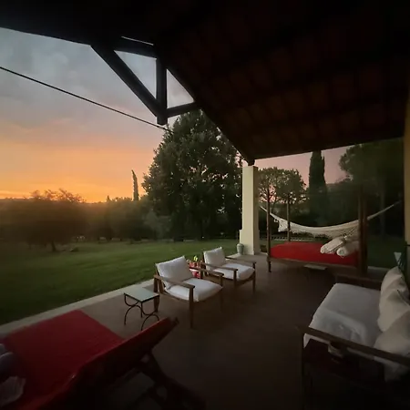 Villa Villaimmersanellecollinetoscane Pescia Romana